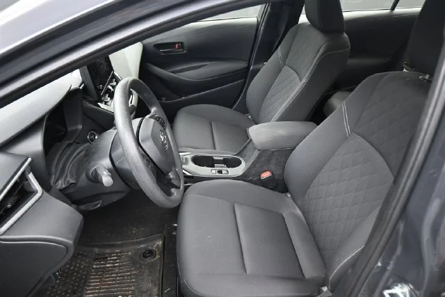 Used 2026  Toyota LE image 22