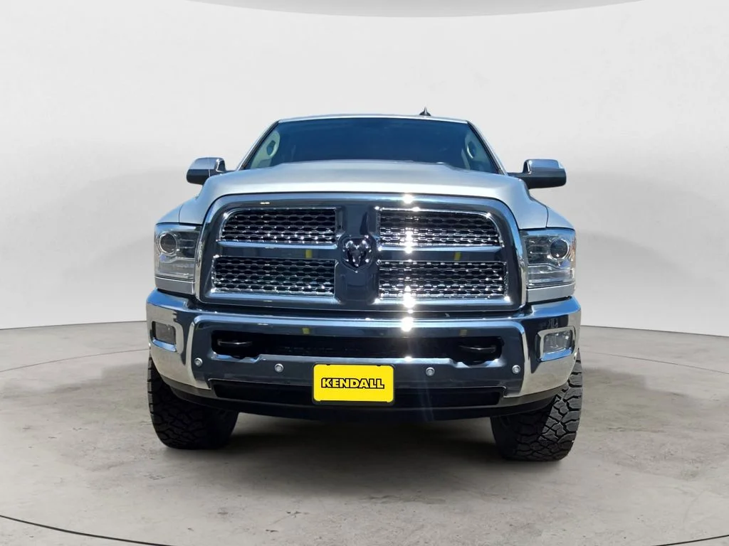 Used 2017 Silver Ram Laramie image 8