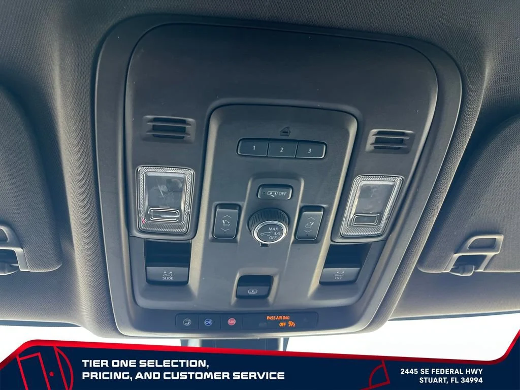 Used 2021 MIDNIGHT BLUE METALLIC GMC SLT image 37