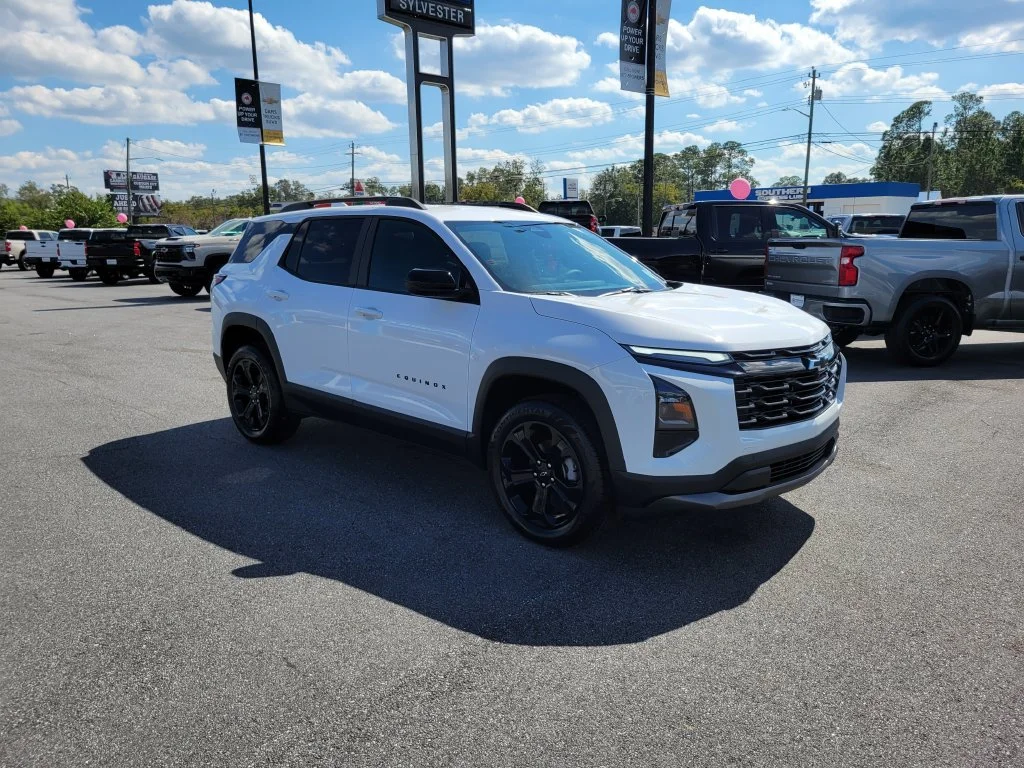 New 2027 Summit White Chevrolet LT image 8