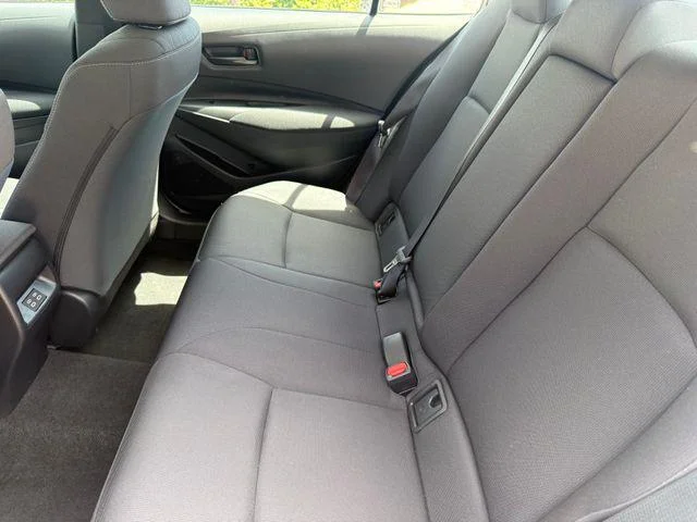 Certified Used 2025 CLASSIC SILVER METALLIC Toyota LE image 26