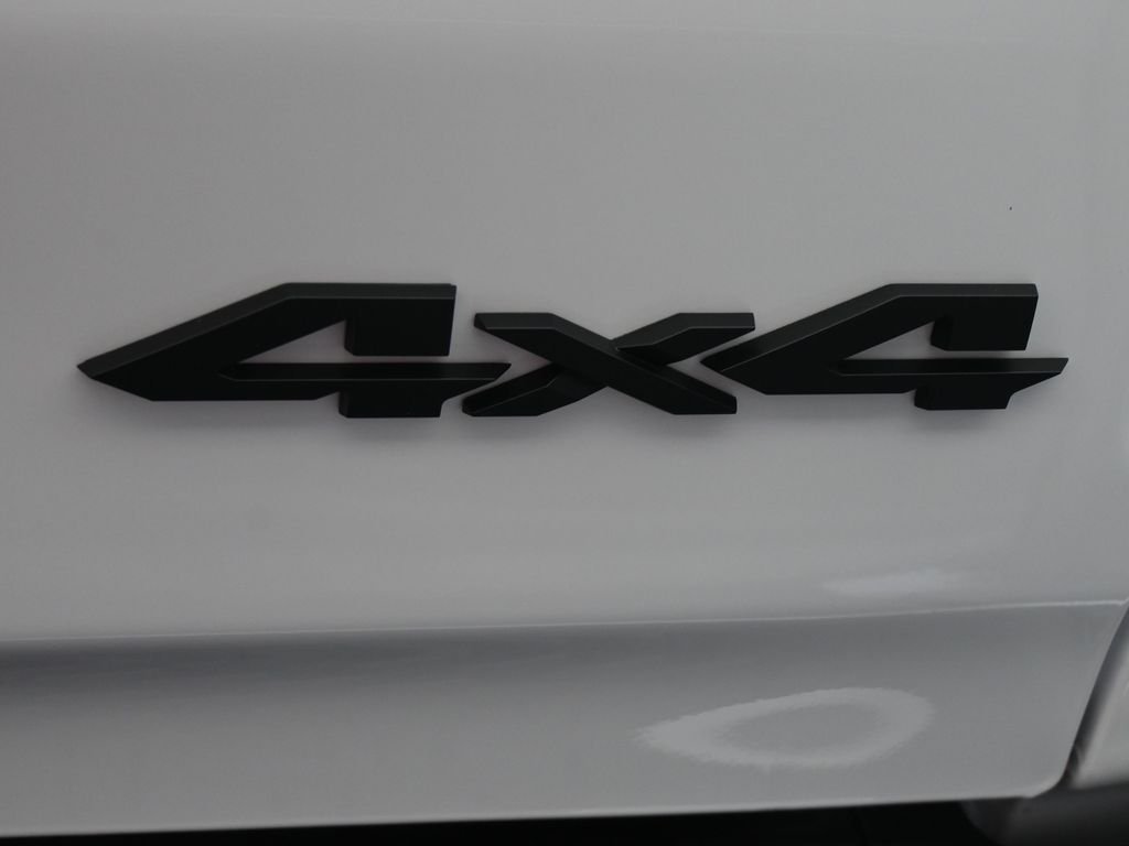 New 2026 Bright White Clear-Coat Exterior Paint RAM Laramie image 27
