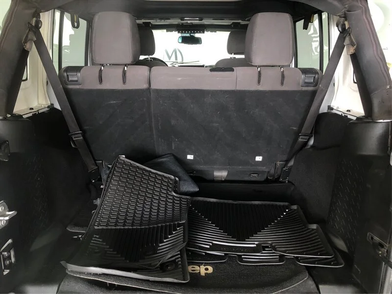 2017 Jeep Wrangler Unlimited Sport S - Photo 12