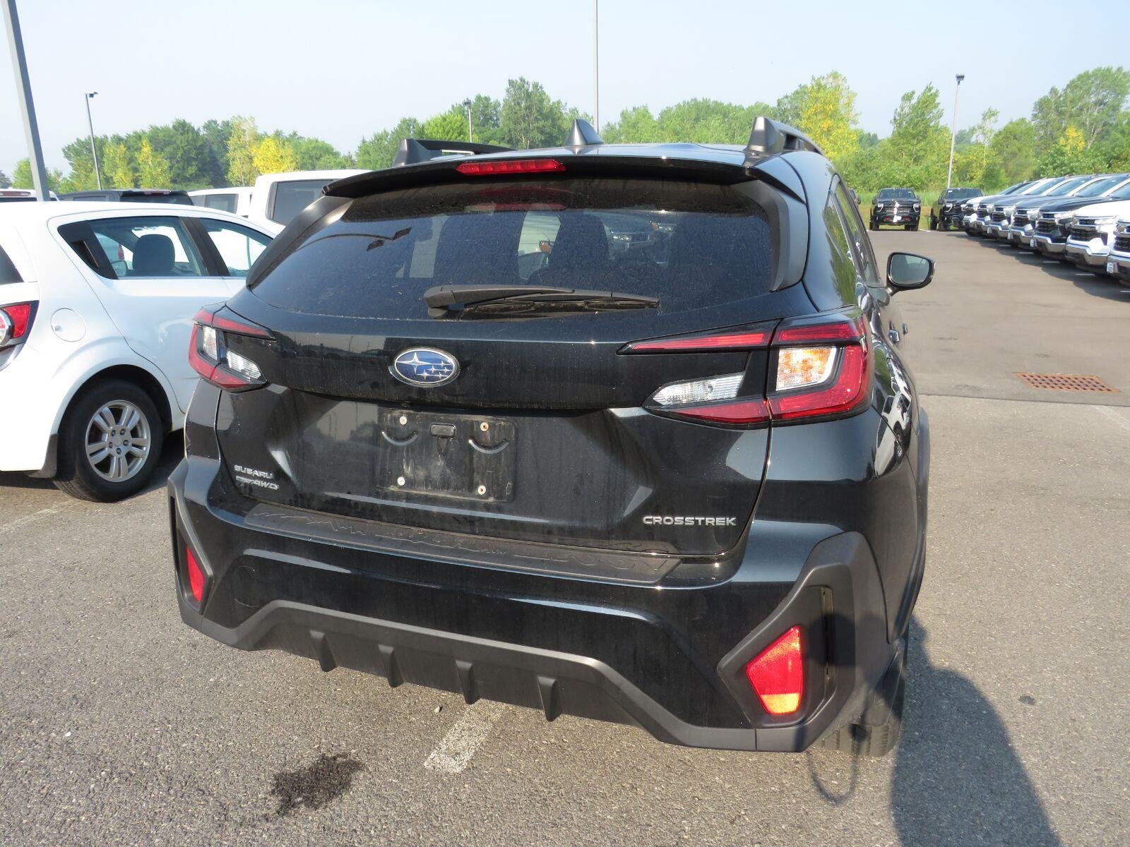 Used 2024 Crystal Black Silica Subaru Premium image 9