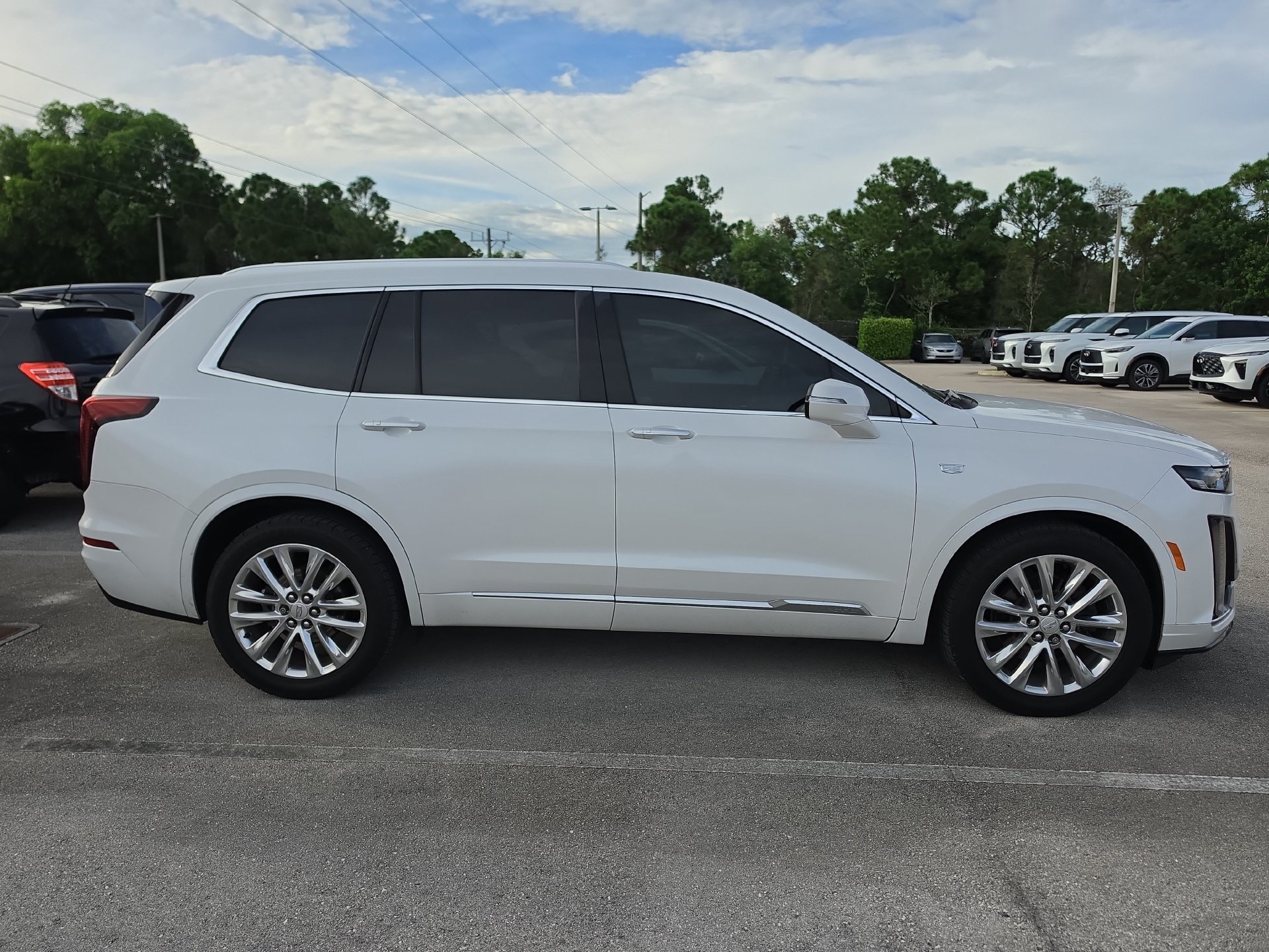 Used 2021 White Cadillac Premium Luxury image 4