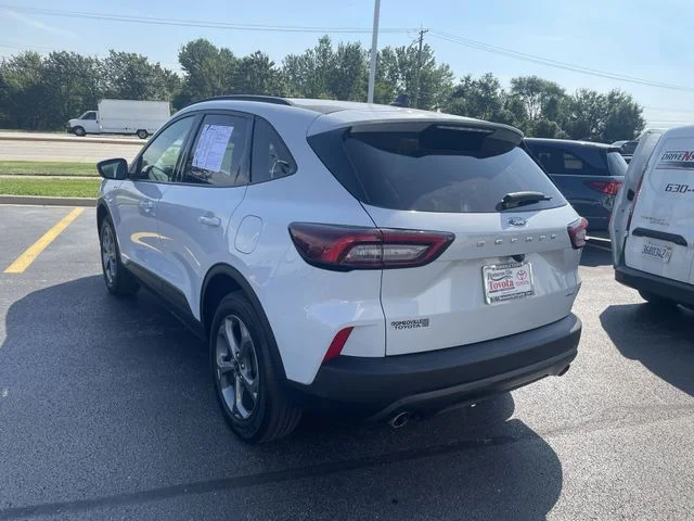 2025 Ford Escape ST-Line Select - Photo 31
