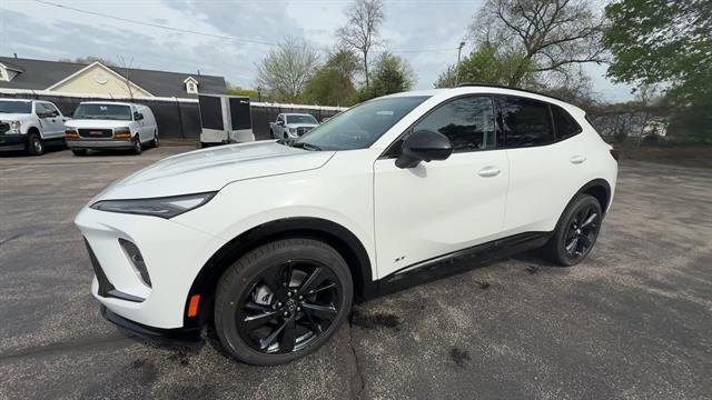 2026 Buick Envision Sport Touring - Photo 39