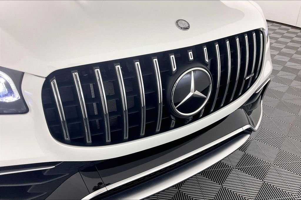 2025 Mercedes-Benz GLS AMG GLS 63 - Photo 24