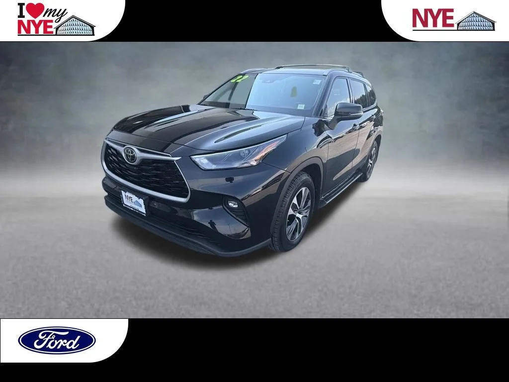 Used 2022 Black Toyota XLE image 1