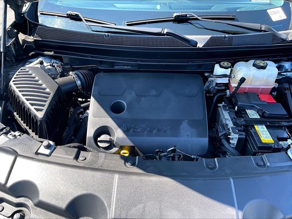 Used 2023 Gray Chevrolet LT Leather image 31