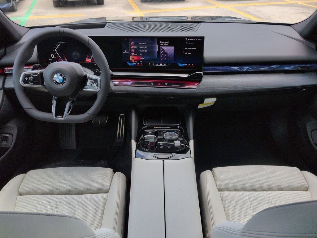 New 2027 Dark Graphite Metallic BMW 530i image 15