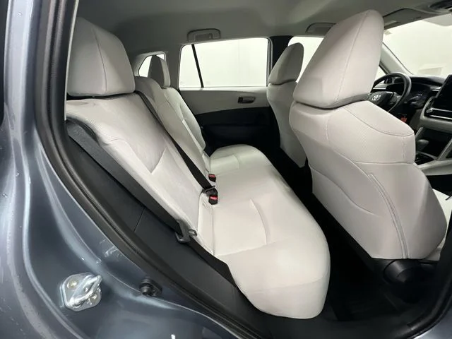Used 2025  Toyota L image 26