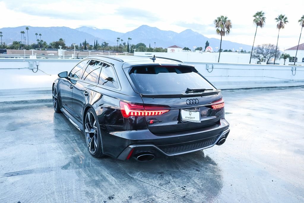 Used 2022 Black Metallic Audi 4.2 image 7