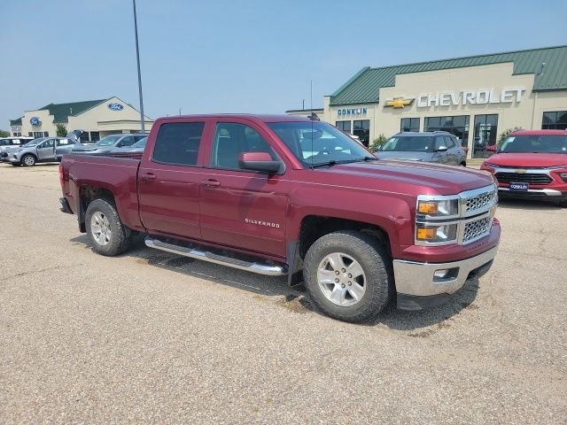 Used 2015 Deep Ruby Metallic Chevrolet LT image 17