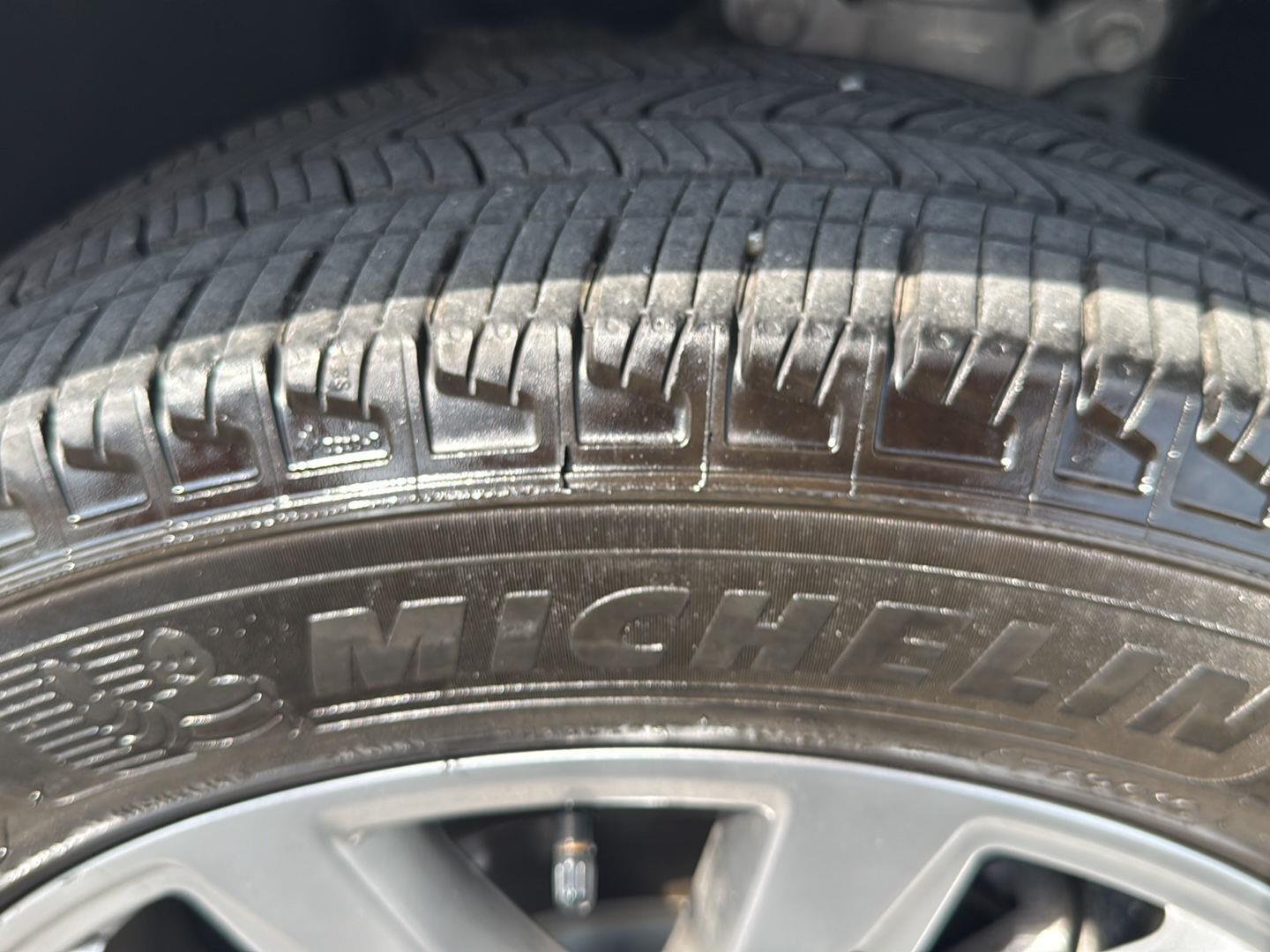 Used 2025 Agate Black Ford Platinum image 22