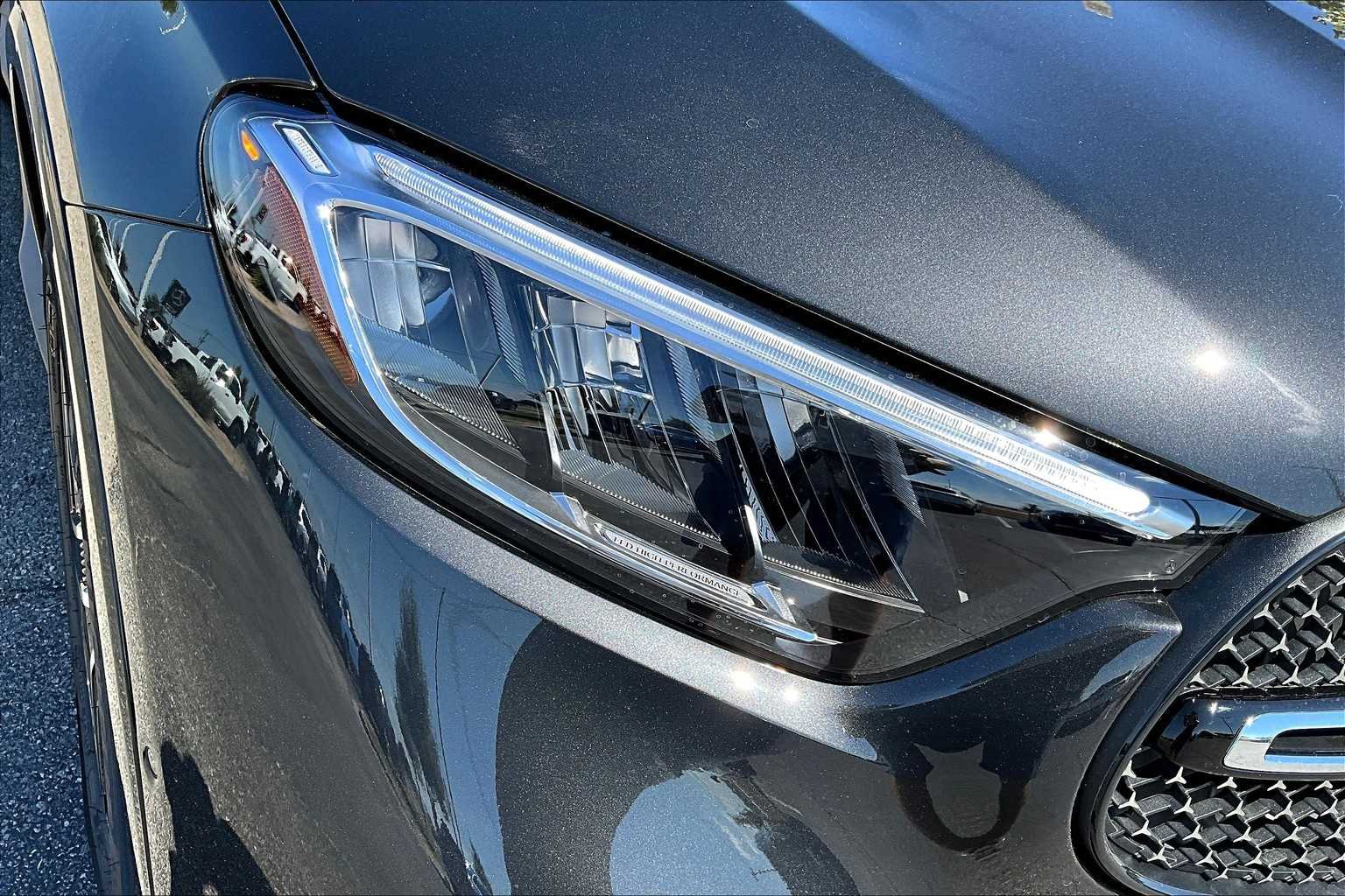 New 2026 Graphite Grey Metallic Mercedes-Benz GLC 300 image 20