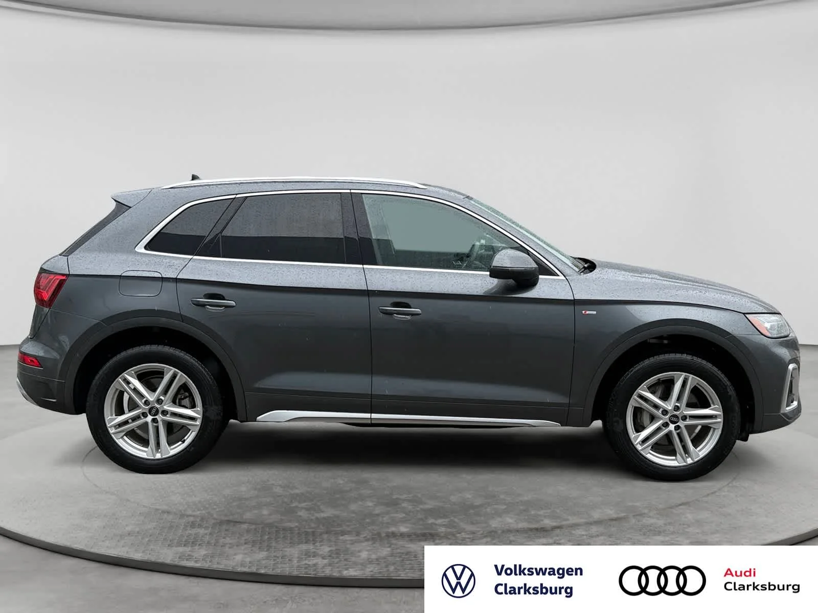 Used 2023 Daytona Gray Pearl Effect Audi S line Premium Plus image 4