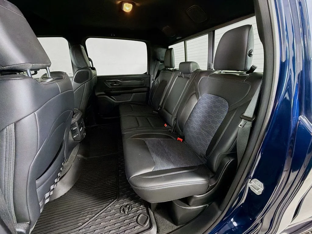 Used 2020 Blue Ram Big Horn/Lone Star image 18