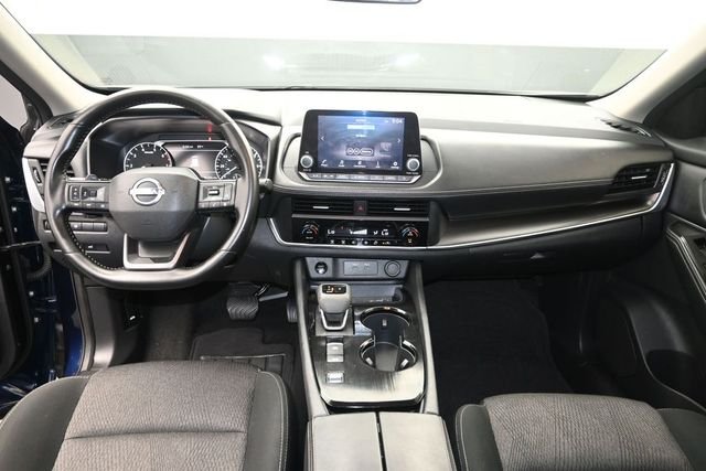 2025 Nissan Rogue SV - Photo 12