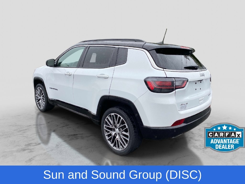 Used 2023 White Jeep Limited image 3