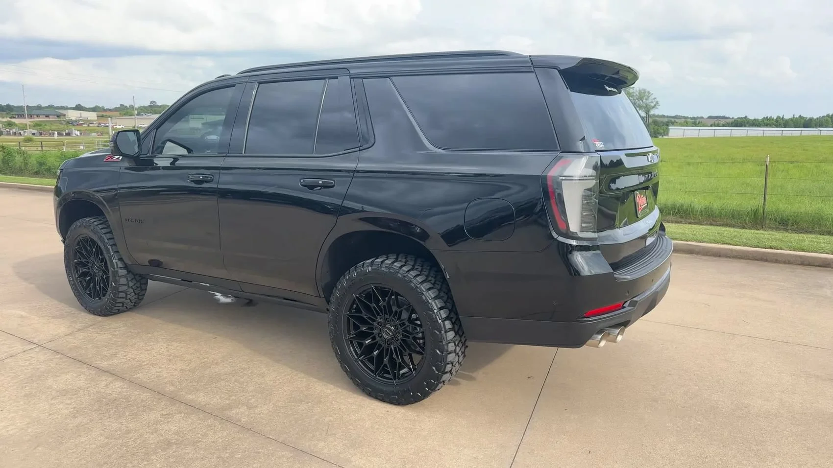 New 2026 Black Chevrolet Z71 image 7