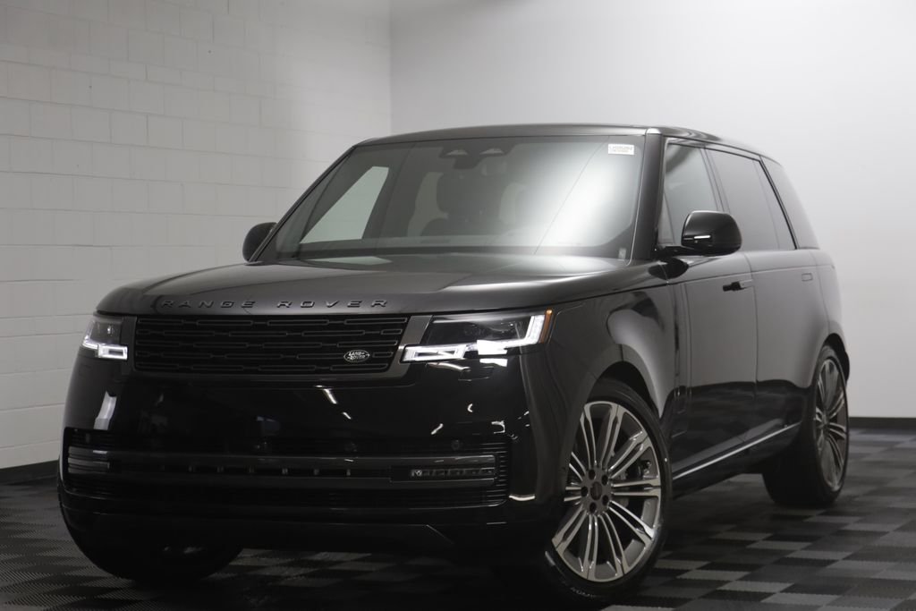 2026 Land Rover Range Rover 4.4 SE LWB 7's photo