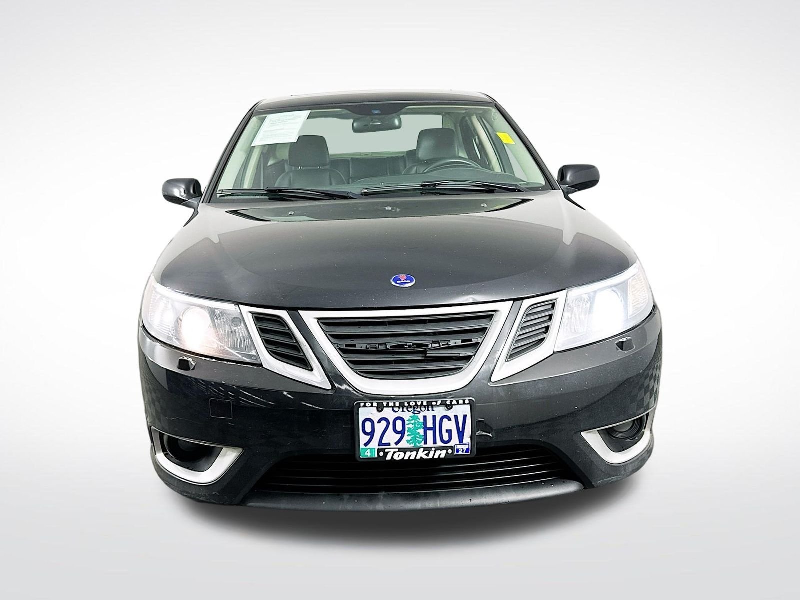 Used 2008 Jet Black Metallic Saab Aero image 2