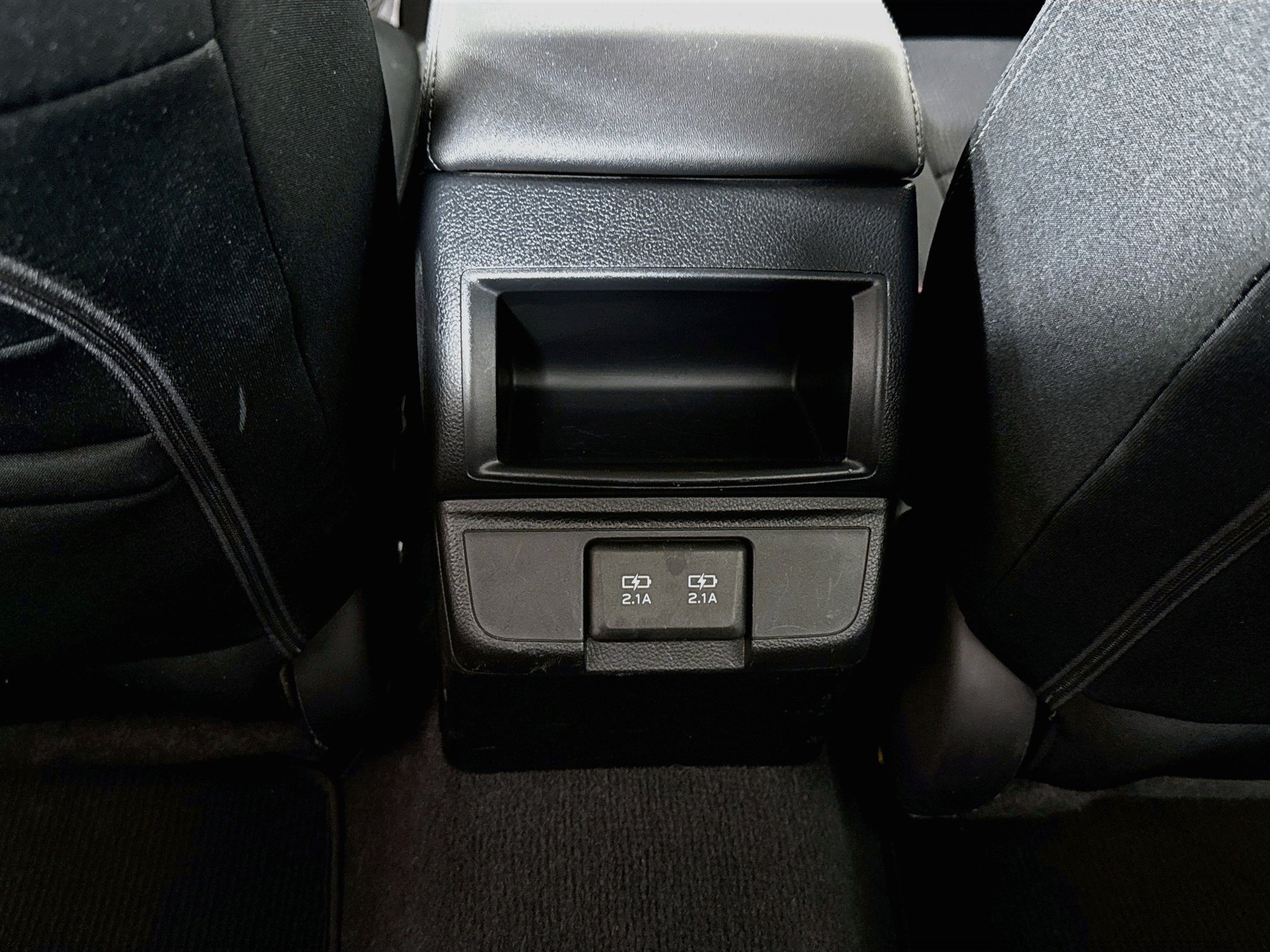 Used 2019 Ice Silver Metallic Subaru Premium image 24