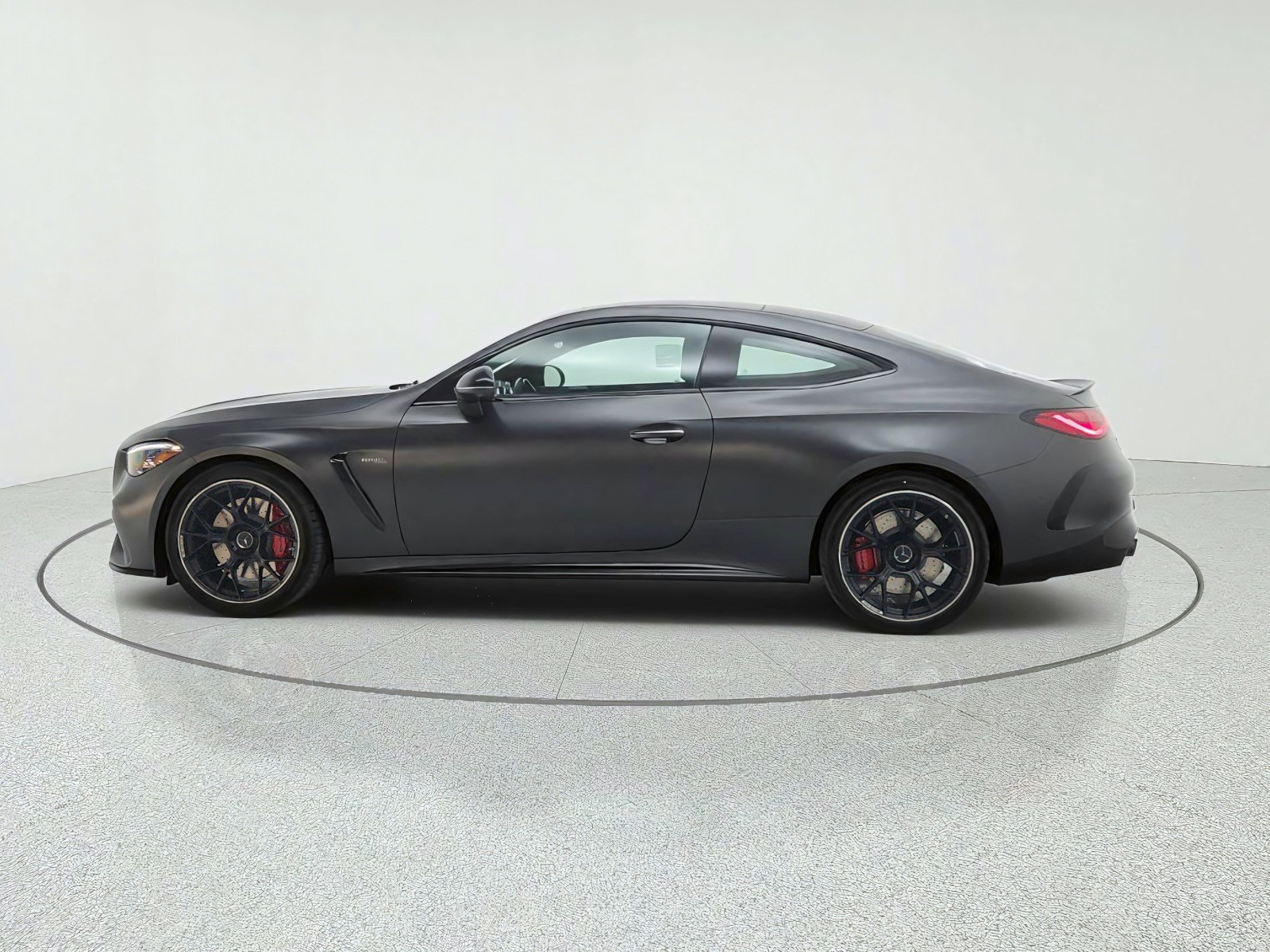 New 2027 MANUFAKTUR exclusive graphite grey magno Mercedes-Benz AMG® CLE 53 4MATIC+ Coupe image 8