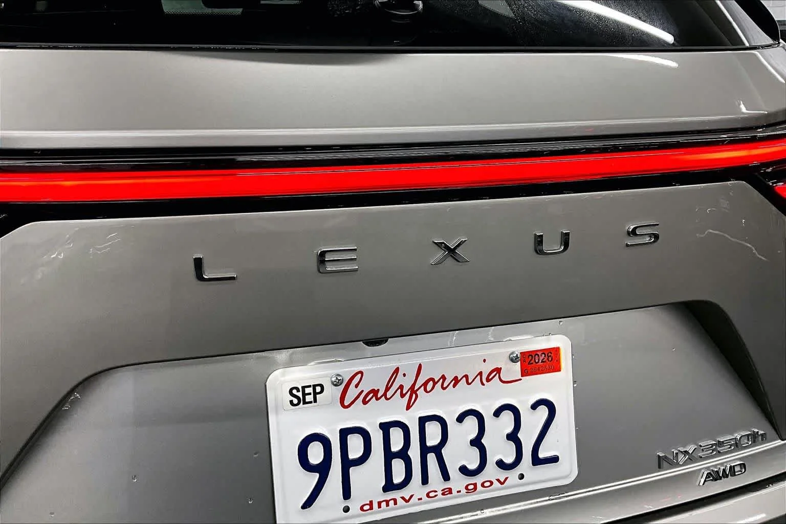 Used 2025 Atomic Silver Lexus Premium image 30