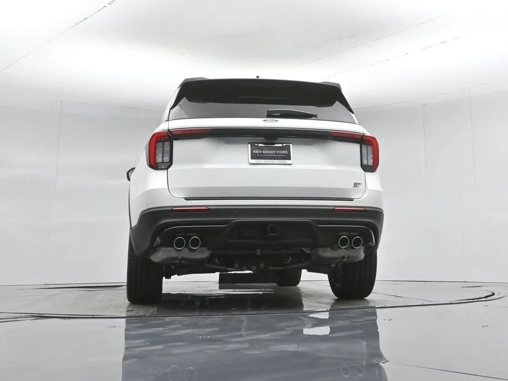 New 2026 Star White Metallic Tri-Coat Ford ST image 49