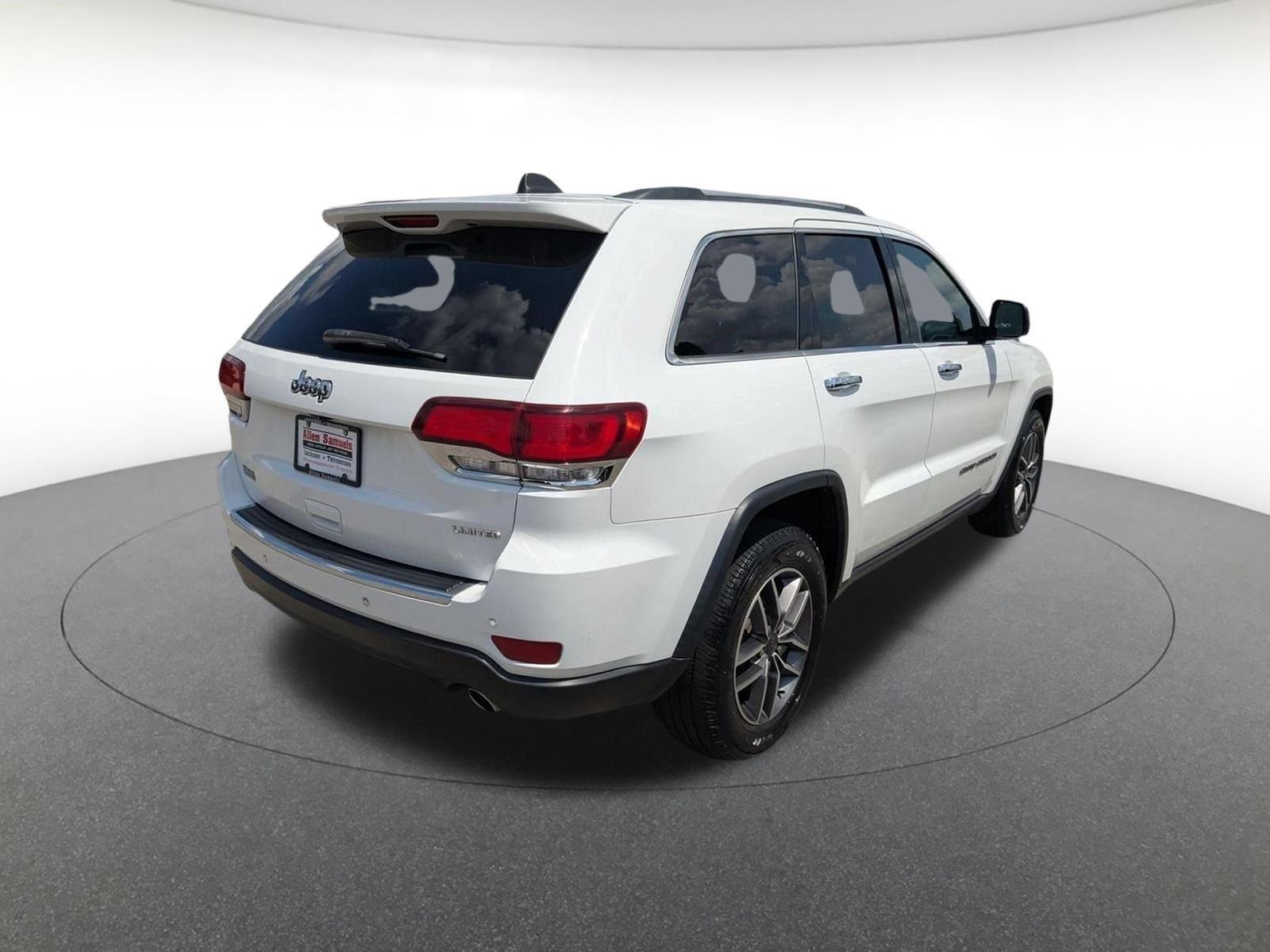 Used 2021 Bright White Clearcoat Jeep Limited image 4