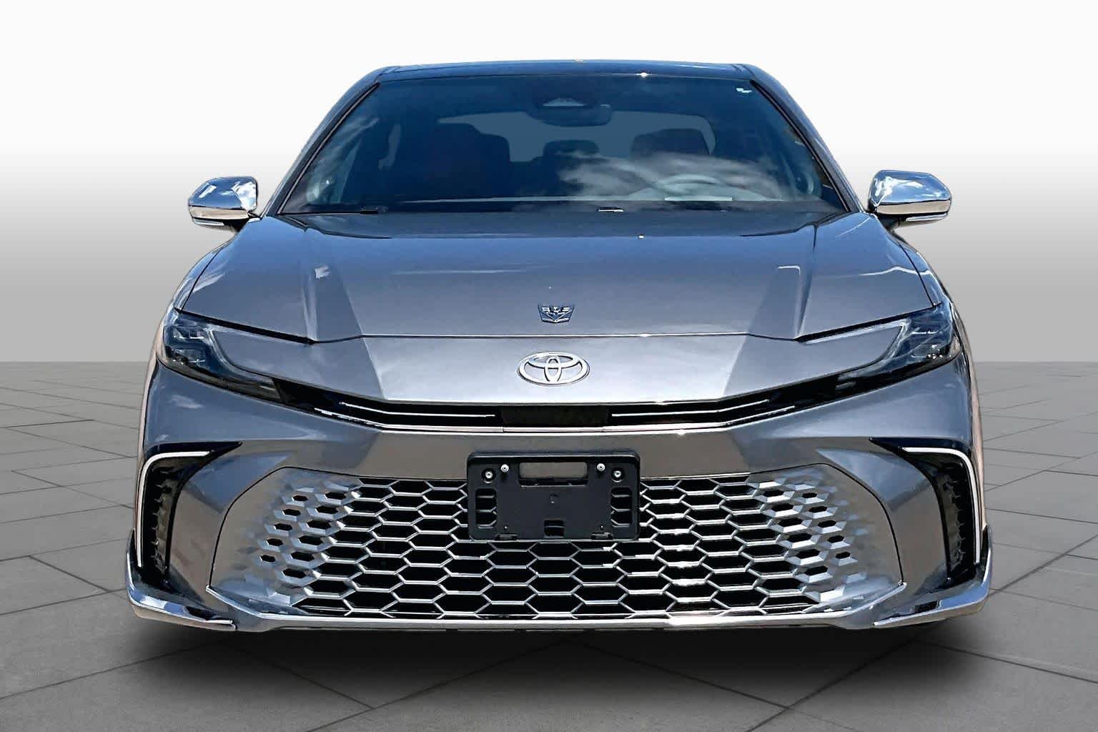 Used 2025 Heavy Metal Toyota XSE image 4