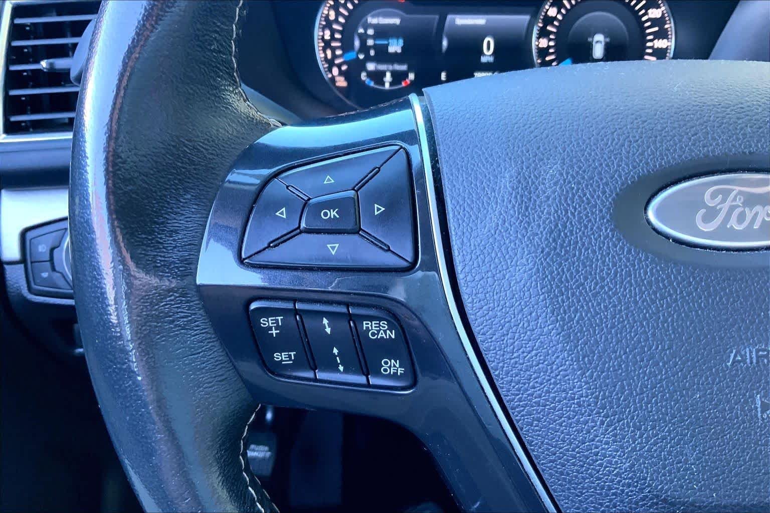 Used 2017 Shadow Black Ford Platinum image 24