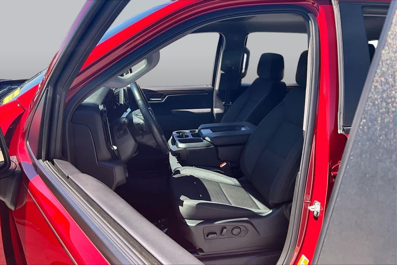Used 2025 Radiant Red Tintcoat Chevrolet RST image 8
