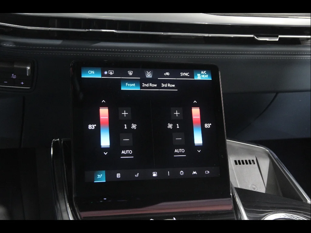 2026 Cadillac Escalade IQ Premium Luxury - Photo 17