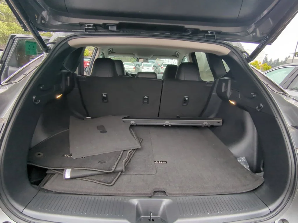 Used 2025 Gray Nissan SV image 26