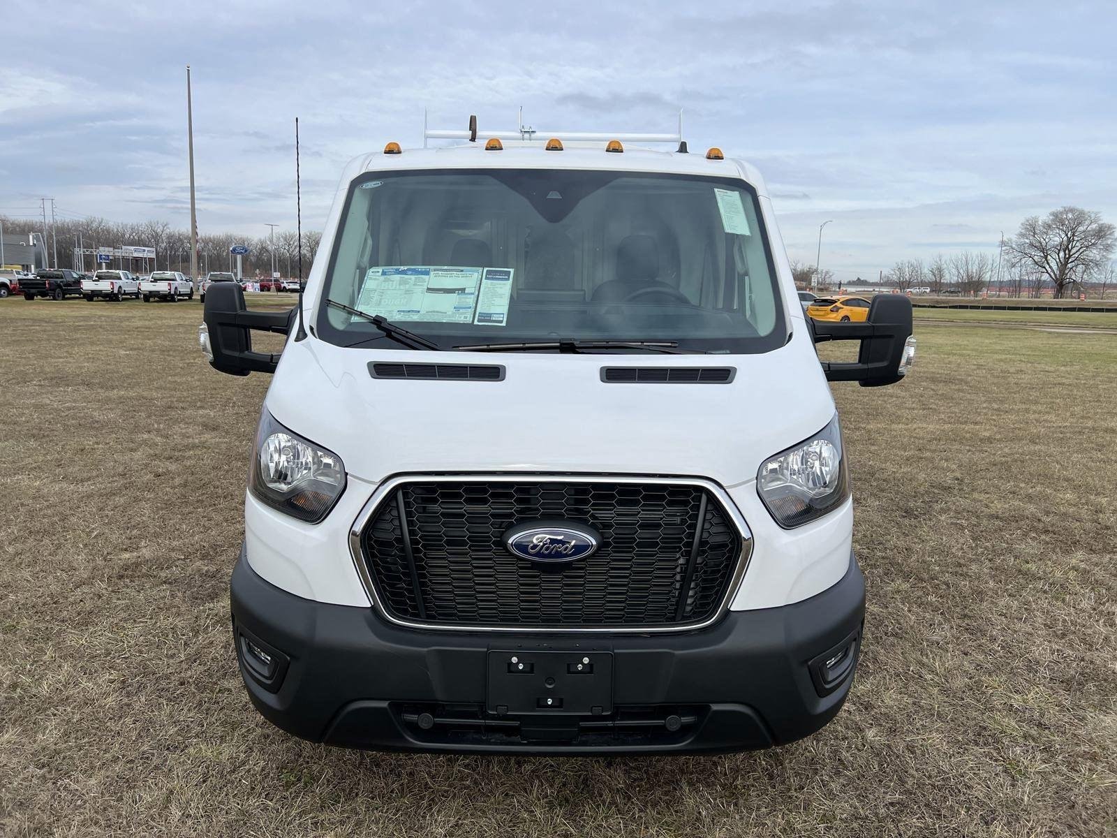Used 2024 Oxford White Ford T350 AWD SRW image 10