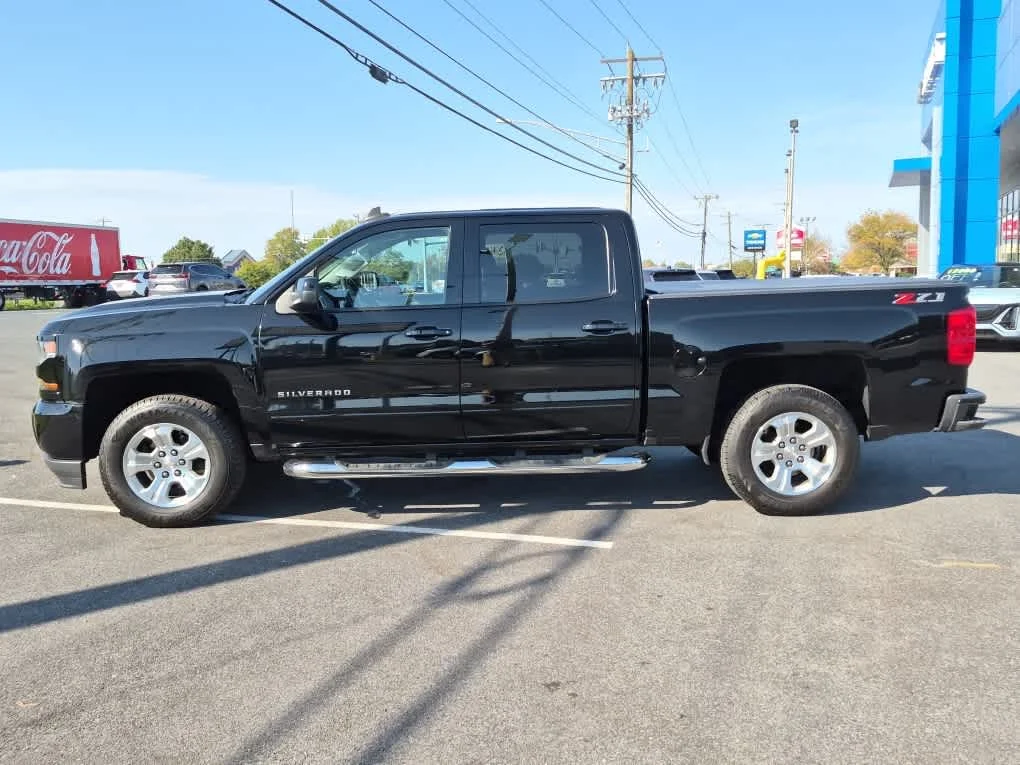 Used 2018 Black Chevrolet LT image 5