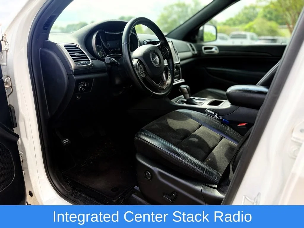 Used 2019 White Jeep Laredo E 4x4 image 22