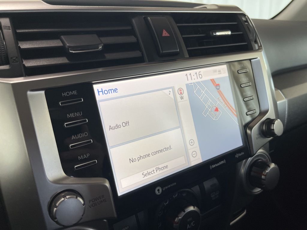 2020 Toyota 4Runner SR5 - Photo 11