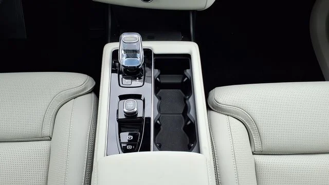 New 2026 Denim Blue Volvo Ultra image 23