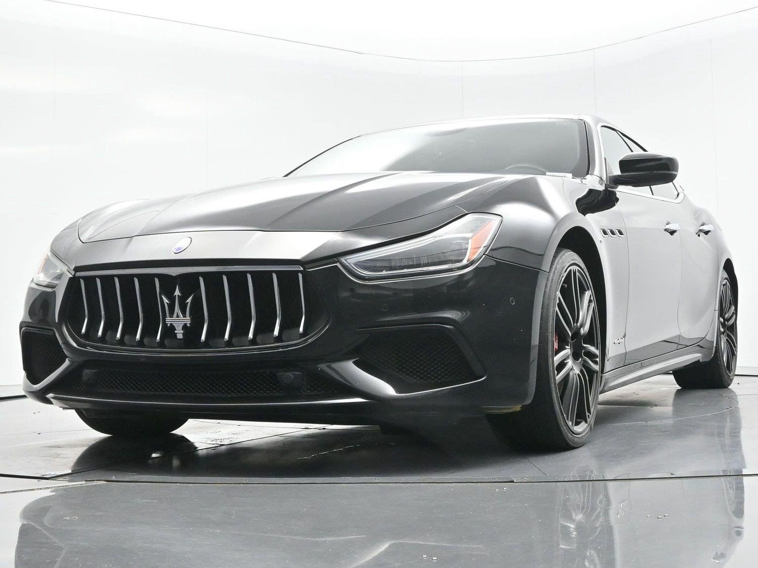 Used 2018 Nero Maserati S GranSport image 45