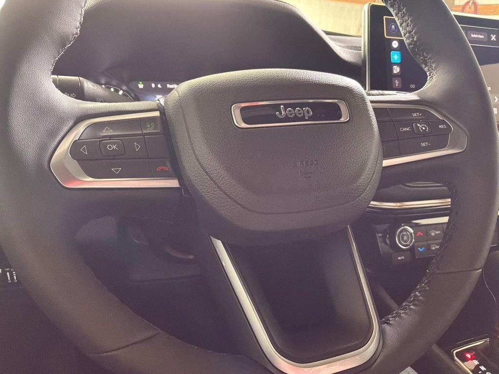 New 2026 Fathom Blue Pearl Coat Jeep Latitude image 20