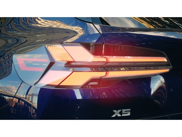 New 2026 Tanzanite Blue II Metallic BMW  image 8