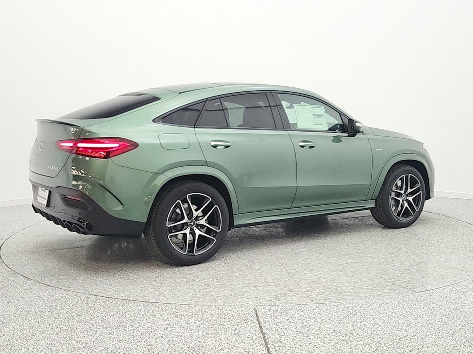 New 2026 MANUFAKTUR Ireland Mid Green Metallic Mercedes-Benz AMG® GLE 53 4MATIC+ Coupe image 5