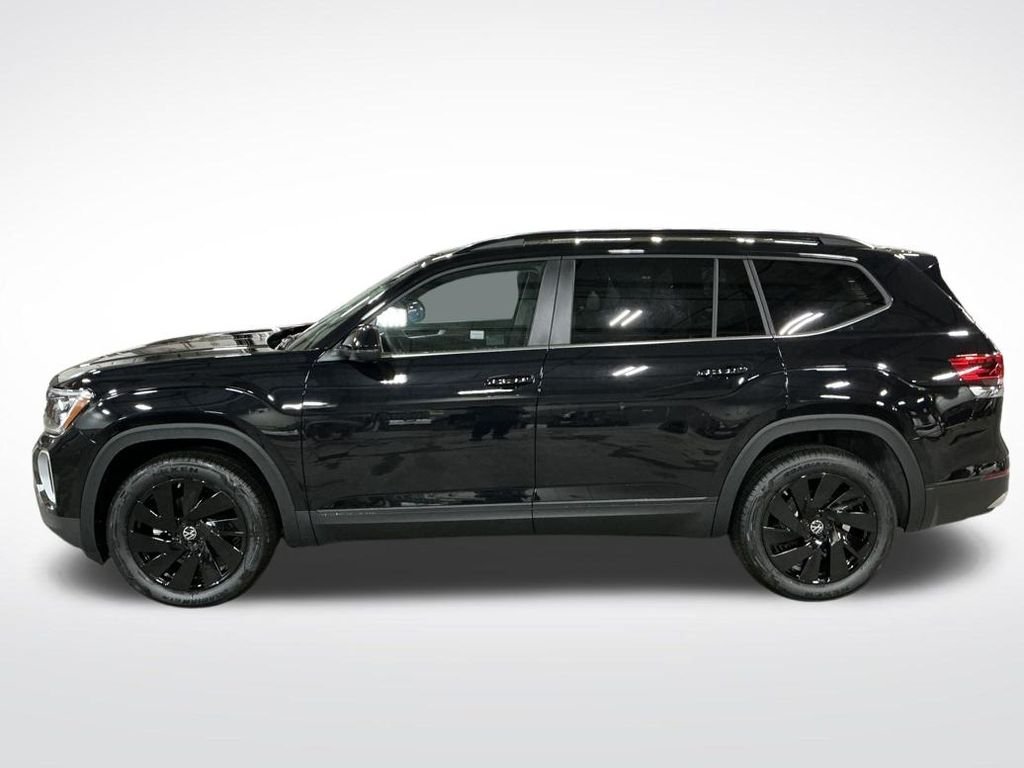 New 2026 Black Volkswagen 2.0T SE w/Technology image 2