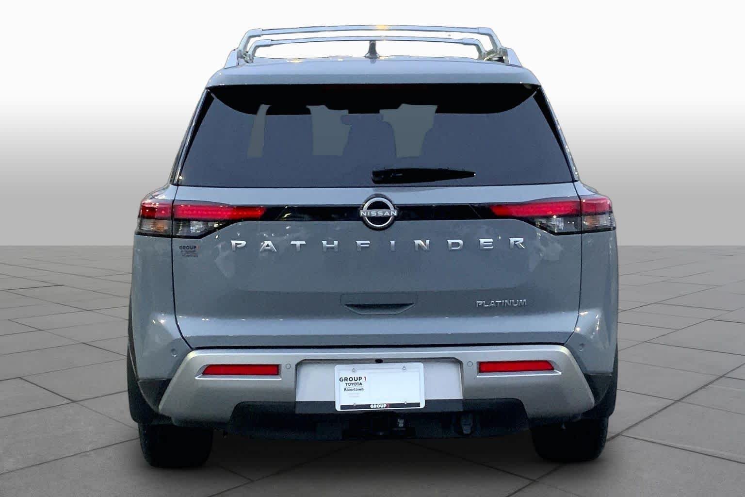 Used 2025 Boulder Gray Pearl Nissan Platinum image 4