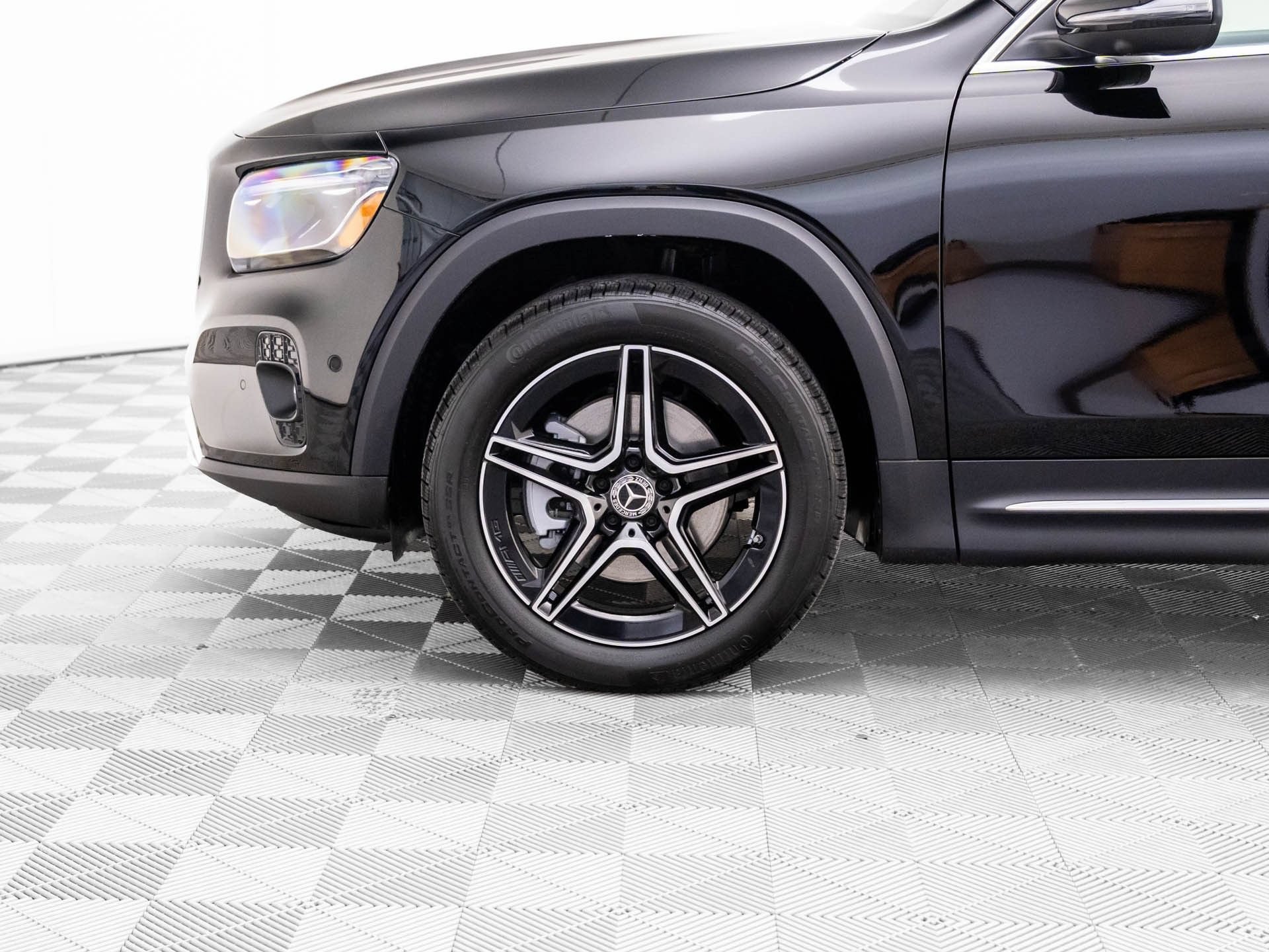 New 2026 Night Black Mercedes-Benz GLB 250 image 77