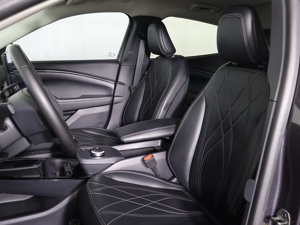 Used 2022 Gray Ford Select image 27